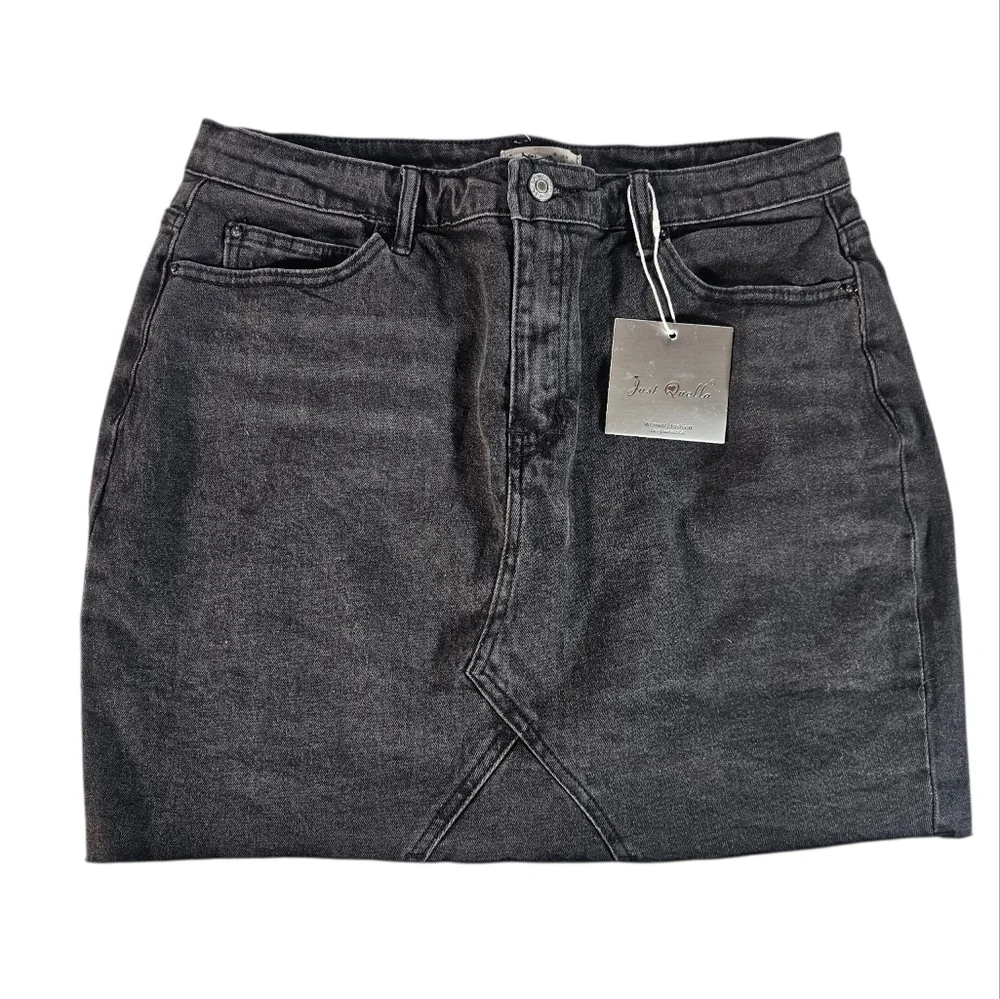 Just Quella Black Denim Mini Skirt with Front Seam Detail Size XL